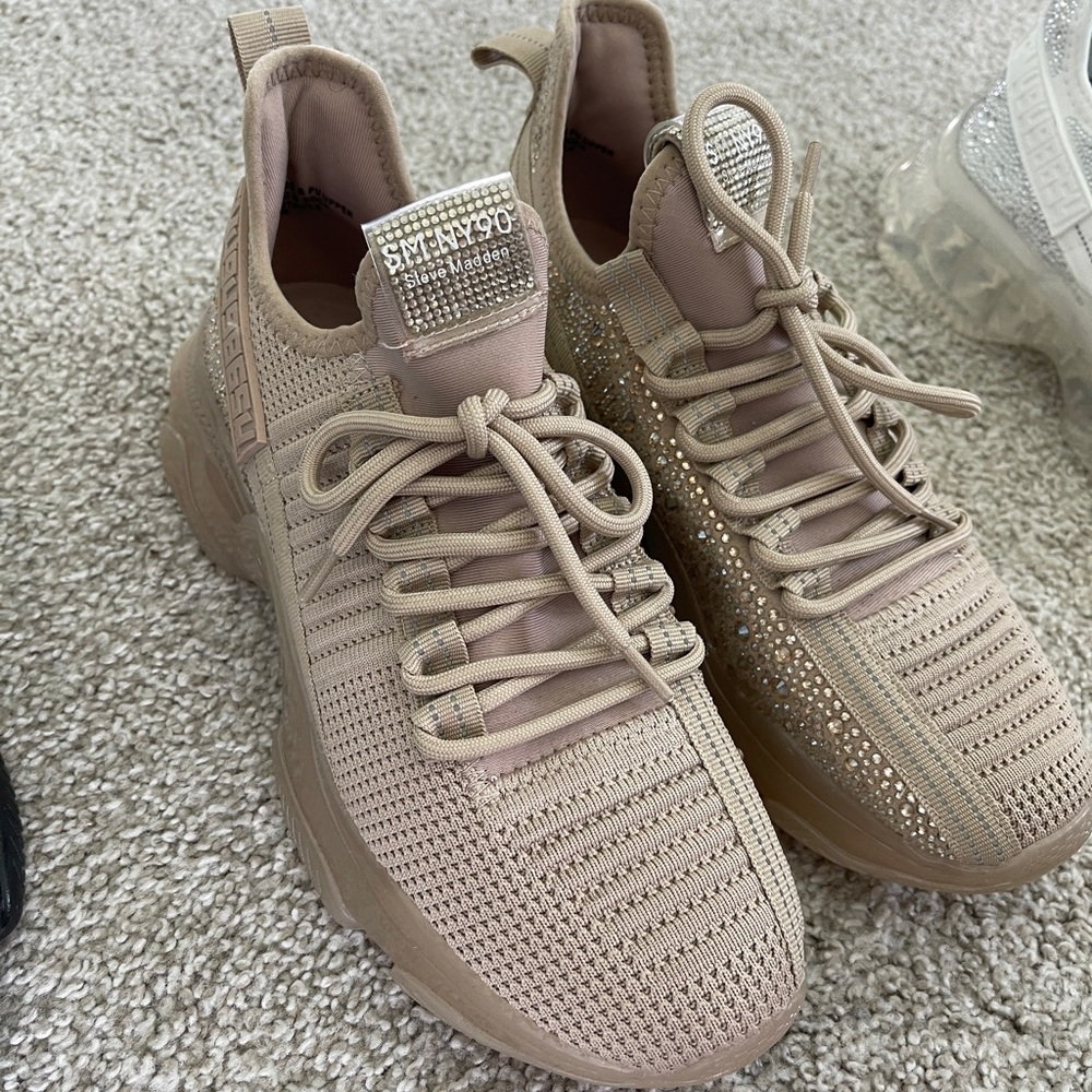 Steve Madden Maxima Blush Sneakers
